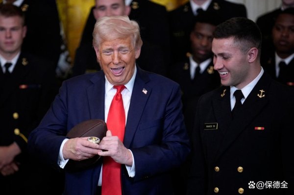 捷希缘 家族狂赚300亿，美债市场危机重重！